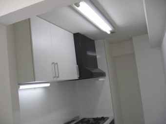 白く家具の映える明るいお家へ 白く家具の映える明るいお家へ